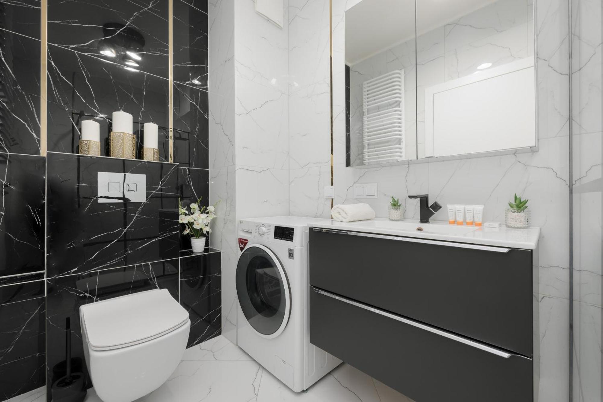 Apartment With Balcony & Parking In Warsaw By Noclegi Renters Ngoại thất bức ảnh