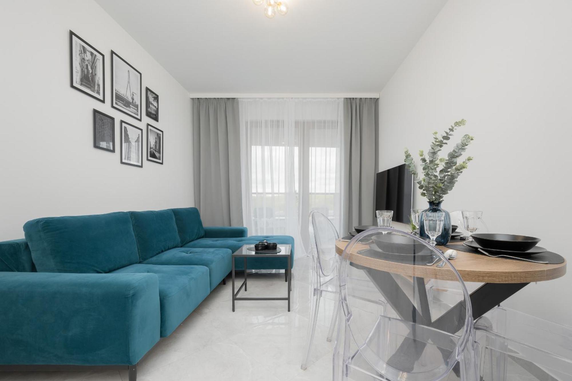 Apartment With Balcony & Parking In Warsaw By Noclegi Renters Ngoại thất bức ảnh